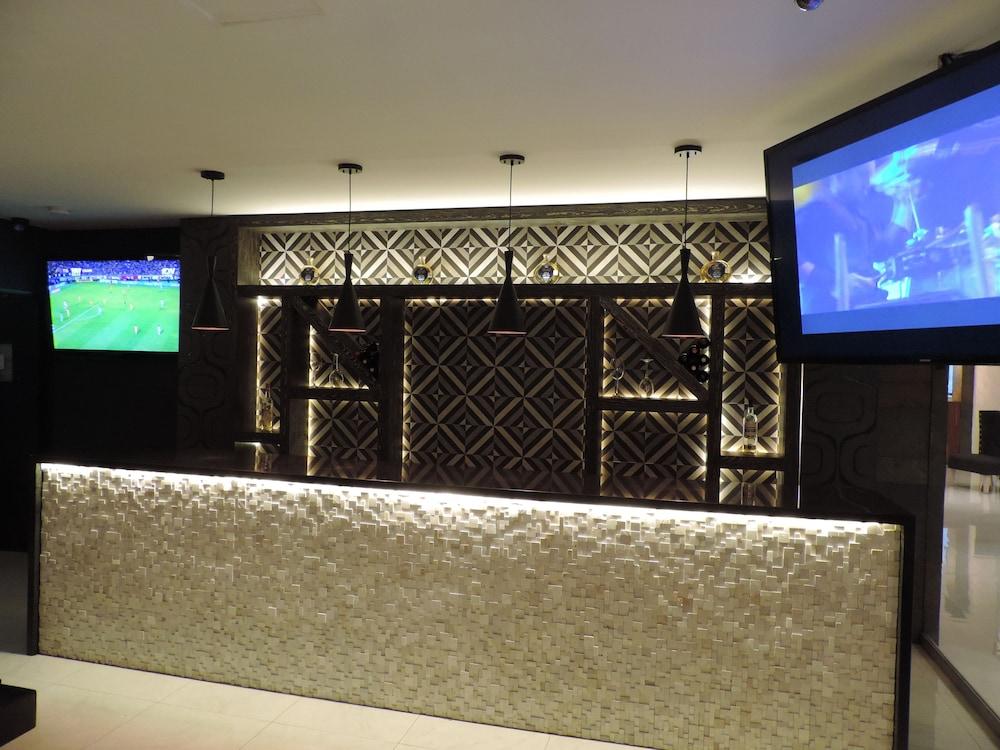 Hotel Senorial Platino Leon Ngoại thất bức ảnh