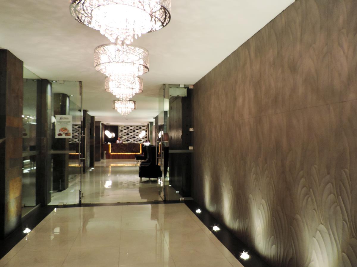 Hotel Senorial Platino Leon Ngoại thất bức ảnh