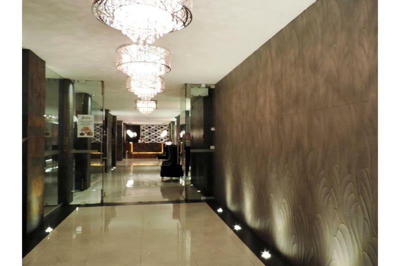 Hotel Senorial Platino Leon Ngoại thất bức ảnh