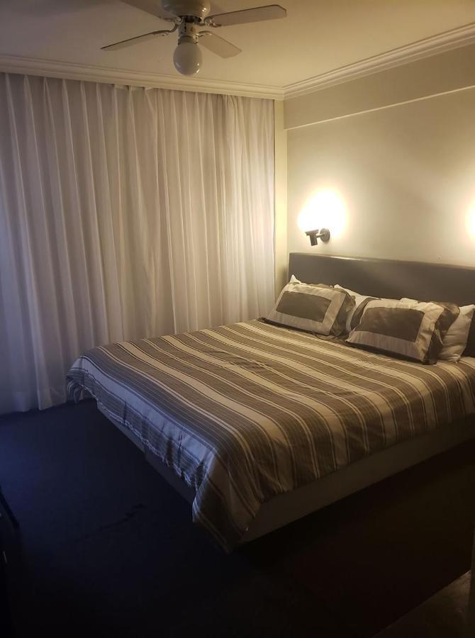 Hotel Senorial Platino Leon Ngoại thất bức ảnh